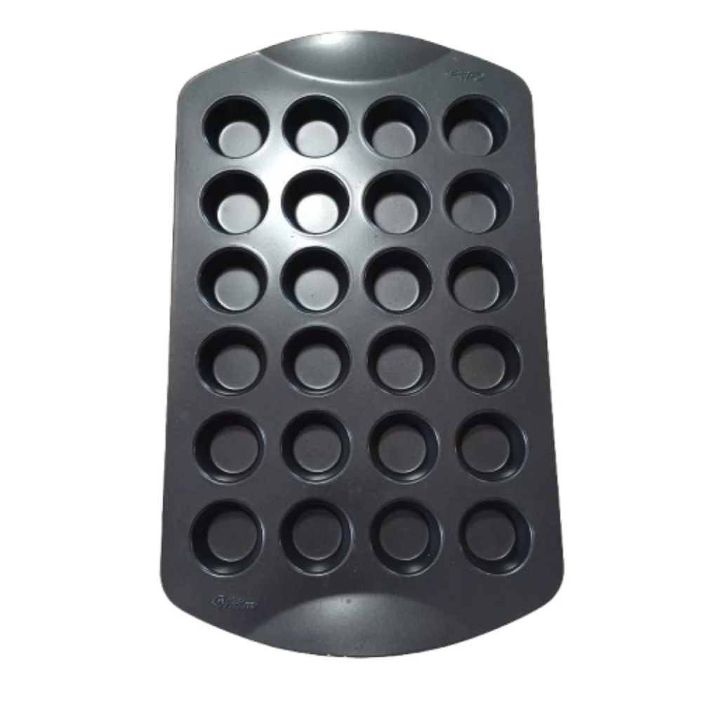 Set Of 4 WILTON & Mixed Brands Nonstick Cup Mini & Shallow Muffin Baking Pans